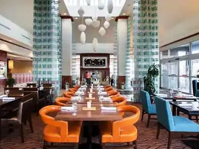Hilton Garden Naperville/warrenville 3*