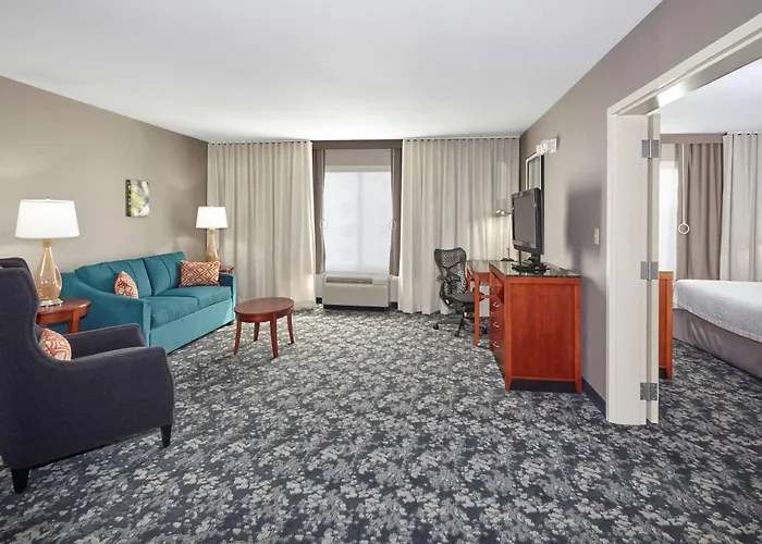 Hilton Garden Naperville/warrenville Hotel 3*