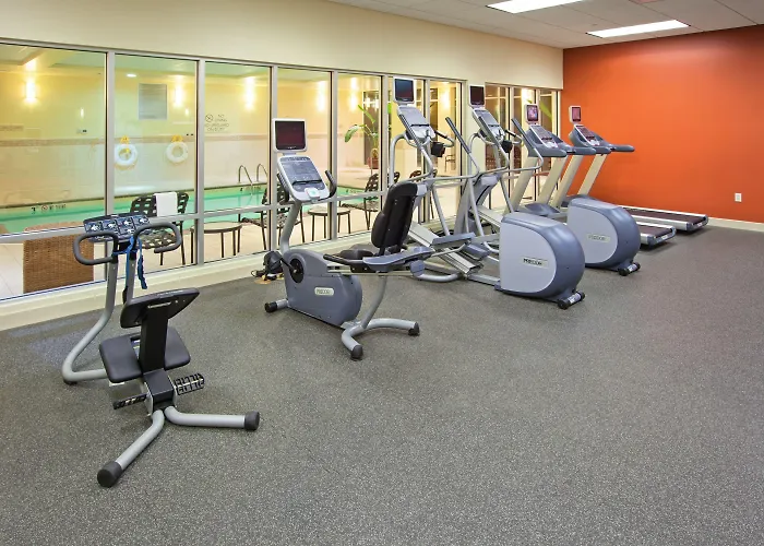 Hilton Garden Naperville/warrenville 3*