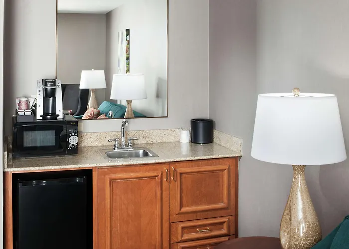 Hilton Garden Naperville/warrenville Hotel